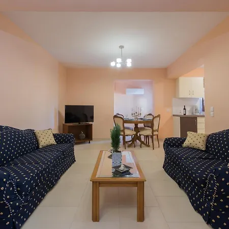 Eleni's Cozy In Tsilivi Apartment Gaitani