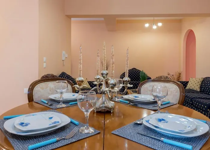 Eleni's Cozy In Tsilivi Appartamento