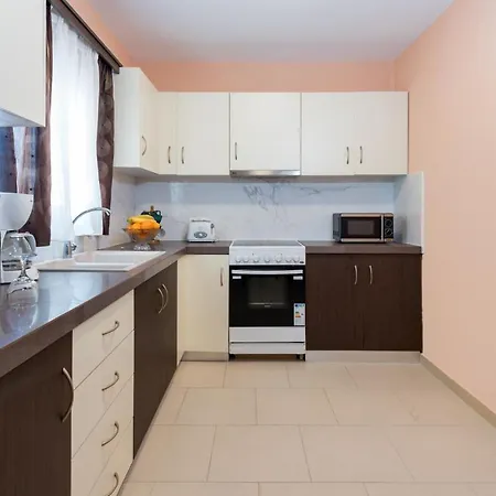 公寓 Eleni's Cozy In Tsilivi *