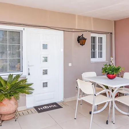 Eleni's Cozy In Tsilivi Lägenhet *